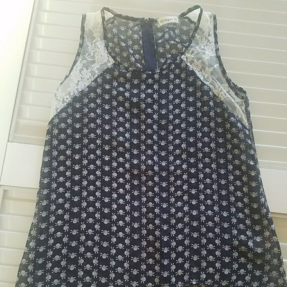 Sleeveless blouse