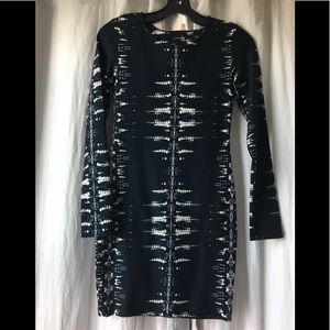 Parker long sleeve mini dress. Indigo navy/white.