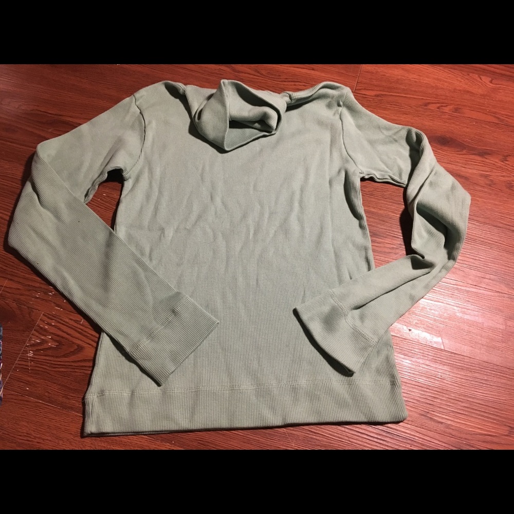 Pastel light green sweater