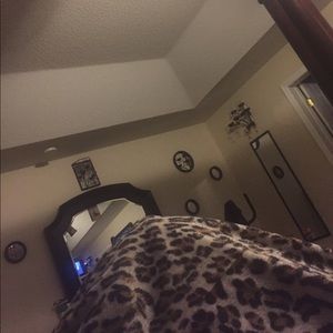 Meet your Posher, Deandra