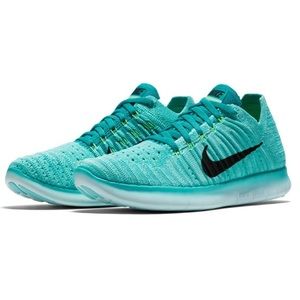 Nike Women's Free RN Flyknit Running Shoes