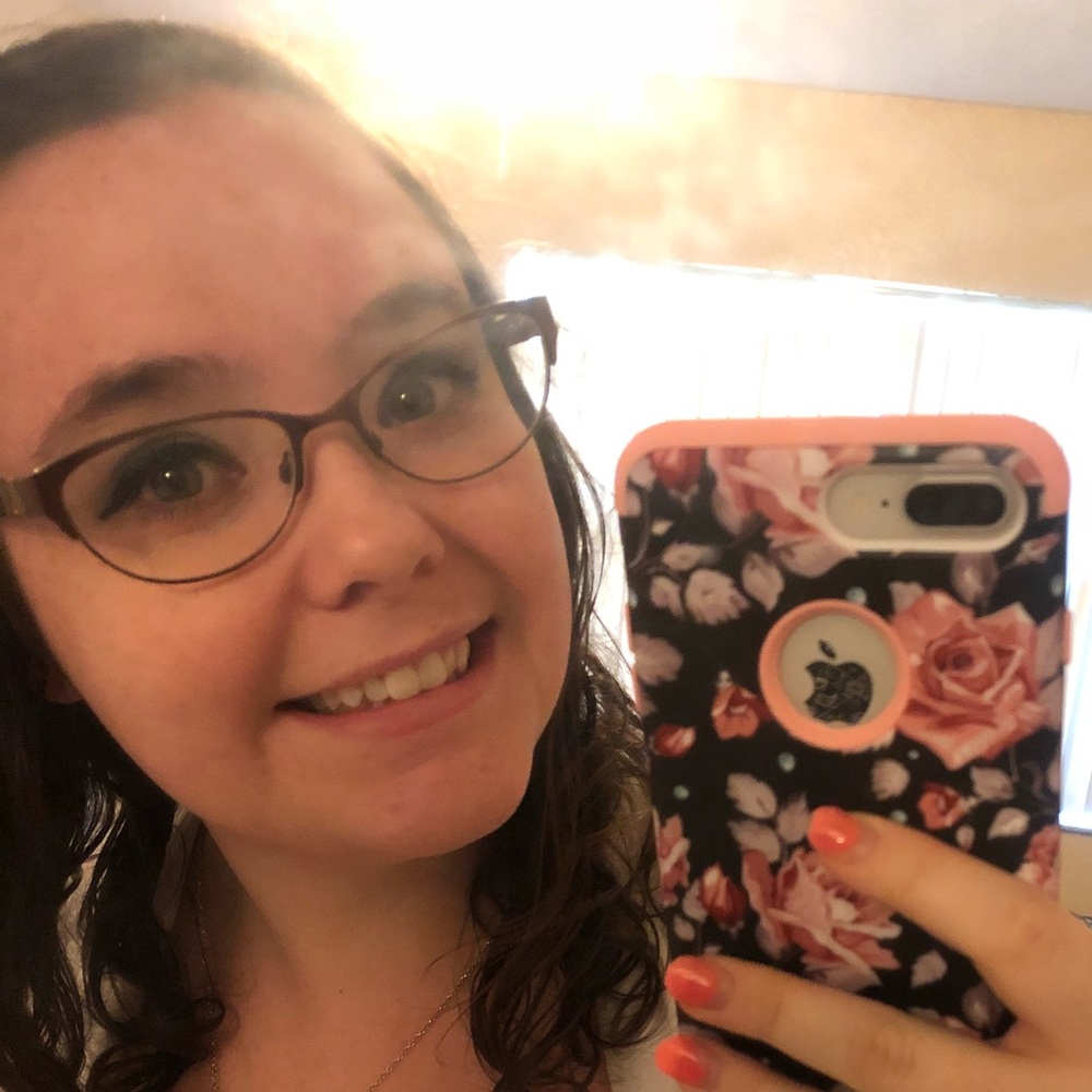 Meet your Posher, Victoria