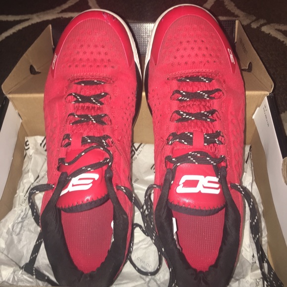 Men’s under armor curry 1 low size 10 - Picture 3 of 5