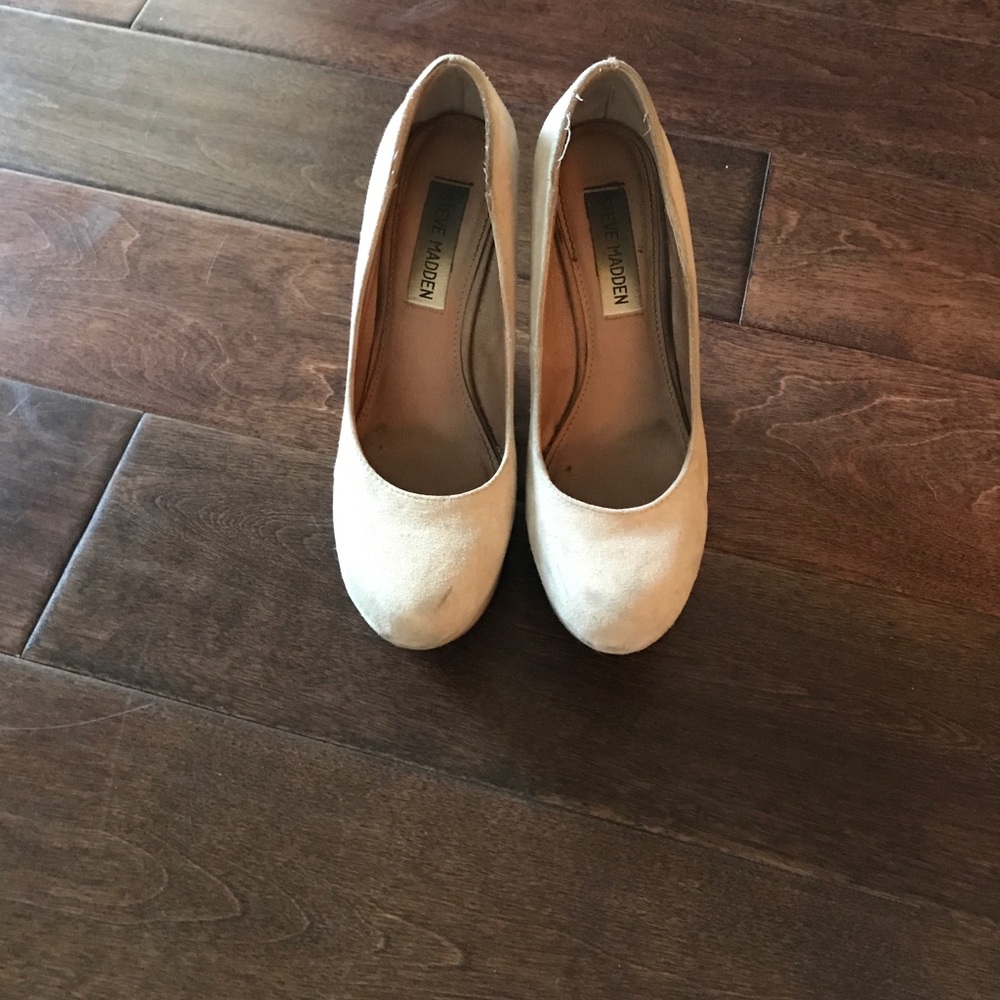 Steve Madden suede shoes