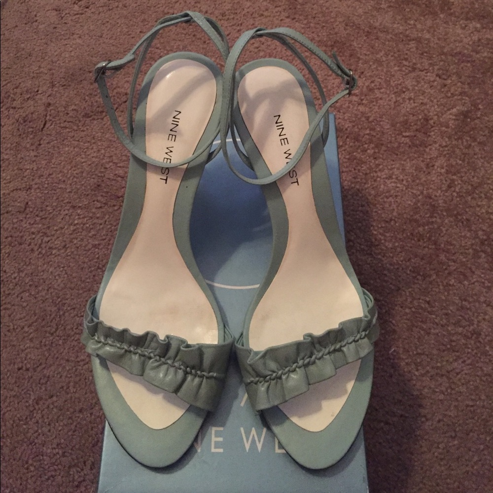 Nine West Heels - size 8