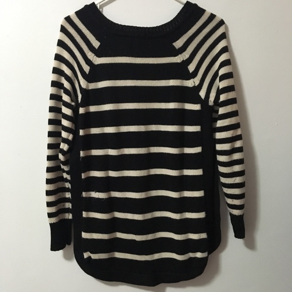 RDI Black and Cream Sweater - Picture 2 of 4