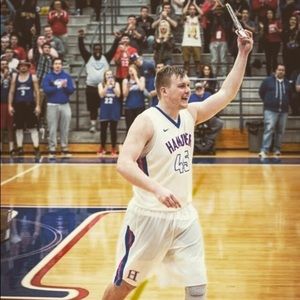 Meet your Posher, Corey