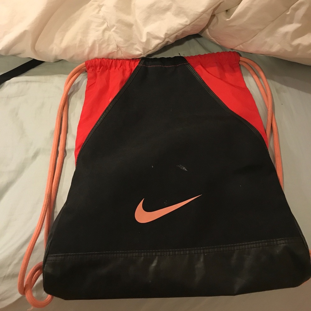 Nike draw string backpack