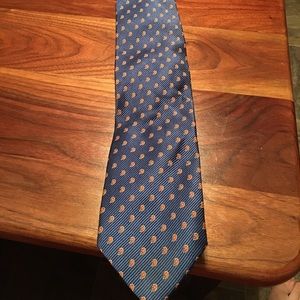 Mallory church tie