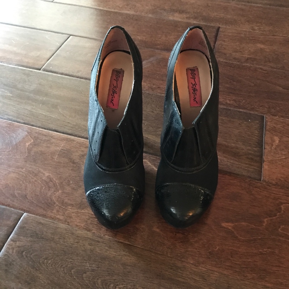 Heeled ankle boots