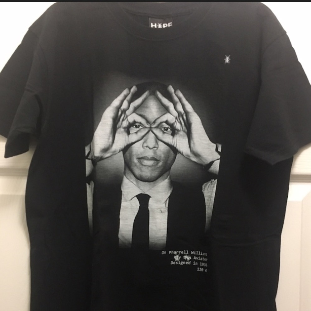 Pharrell- T - shirt