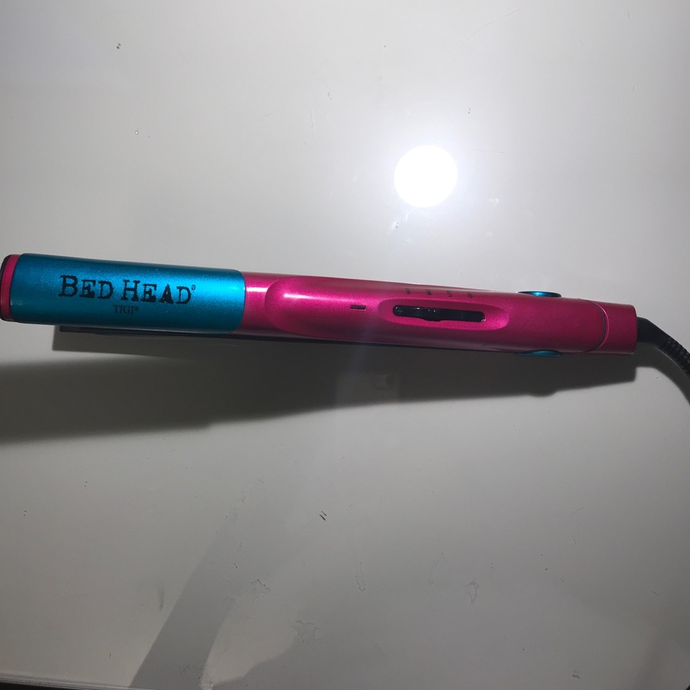 Hair crimper used once