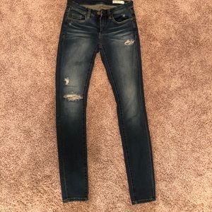 BLANKNYC Hotel distressed skinny jeans