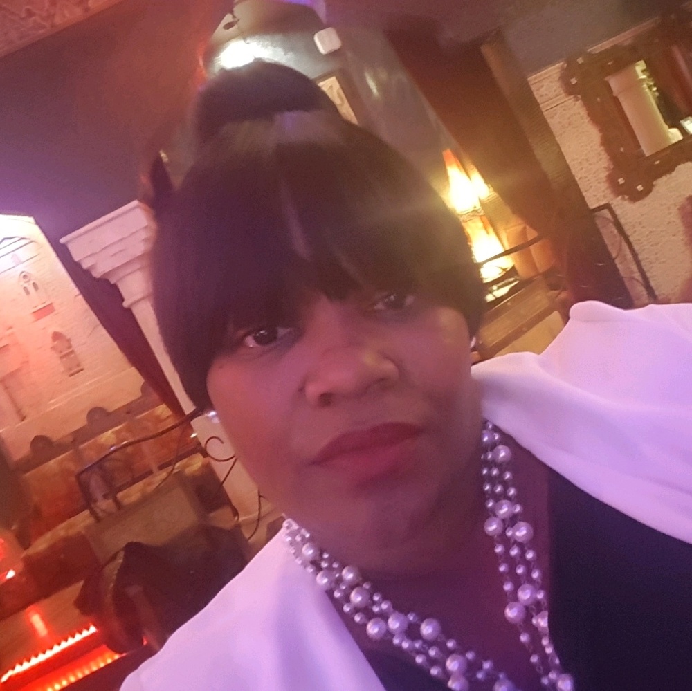 Meet your Posher, Tiffany