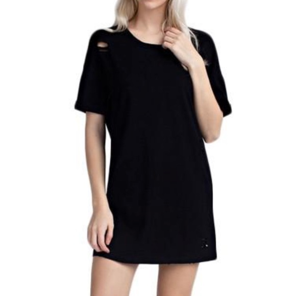 ⭐️LAST ONE⭐️ Black Distressed T-Shirt Dress - Picture 1 of 5