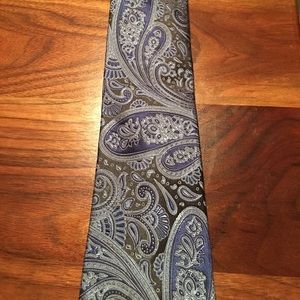 Countess Mara tie