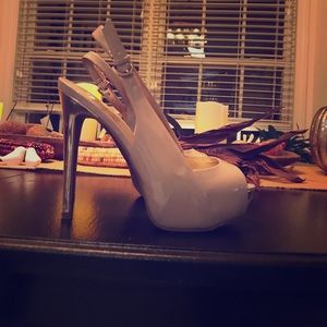 Guess nude sling back platforms worn once