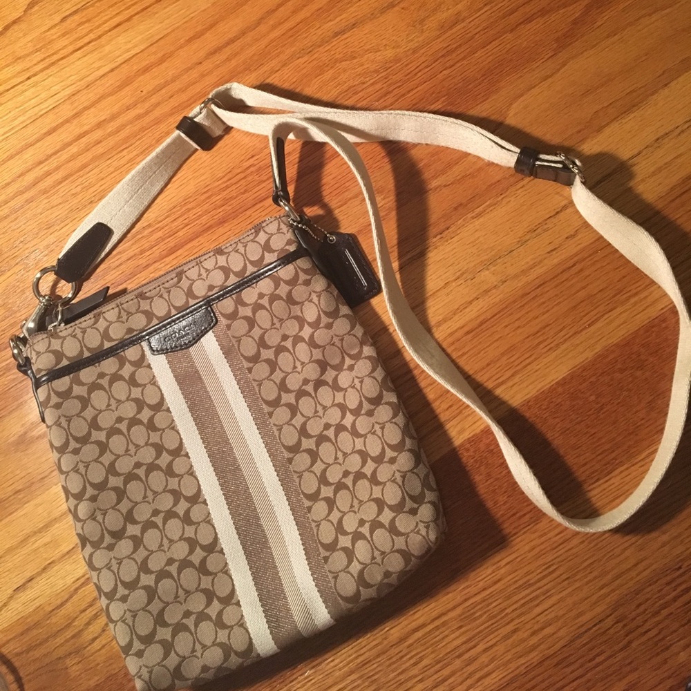 NWOT Genuine Coach Crossbody Bag
