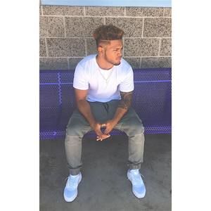 Meet your Posher, Jeremiah