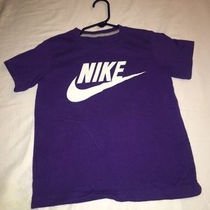 Nike T-shirt
