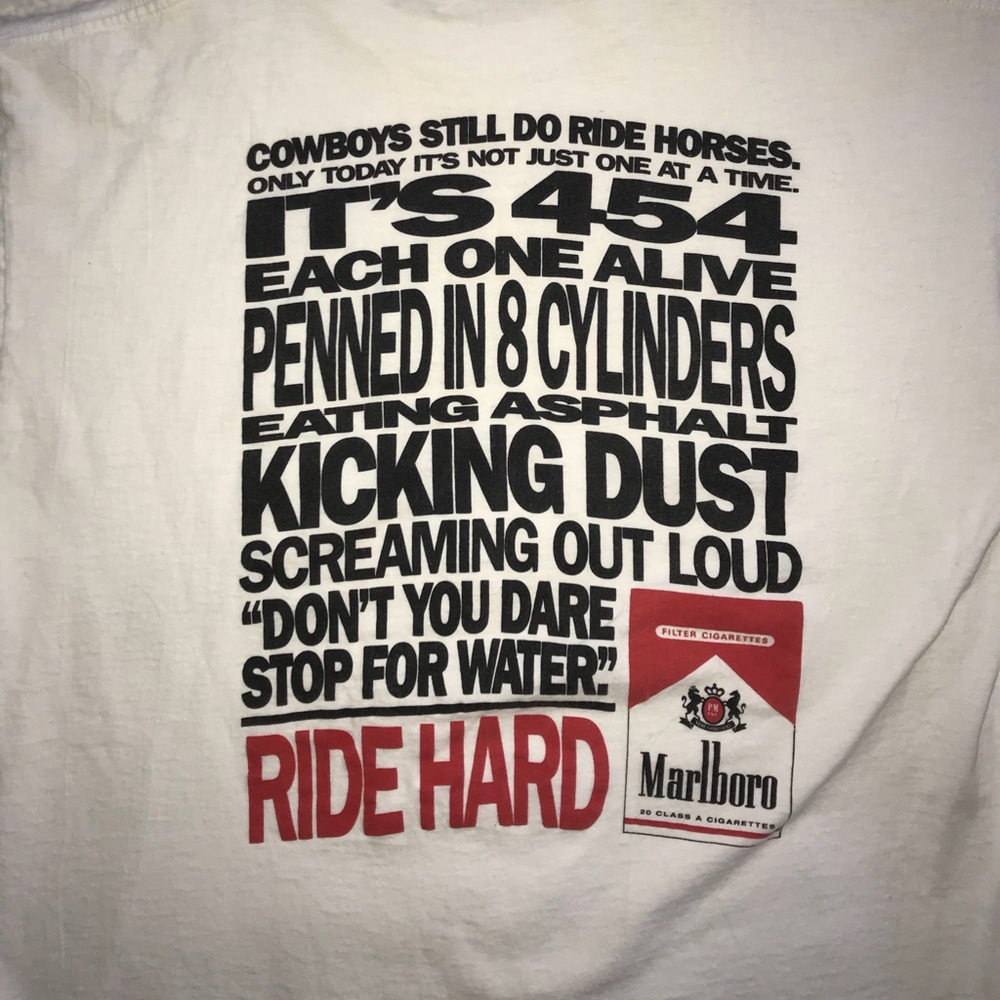 Vintage malboro cigarette shirt