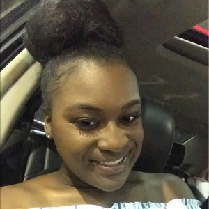 Meet your Posher, Gabrielle