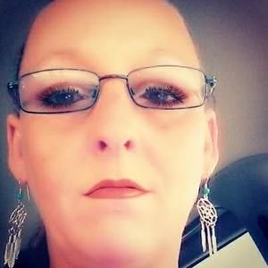 Meet your Posher, Melisa