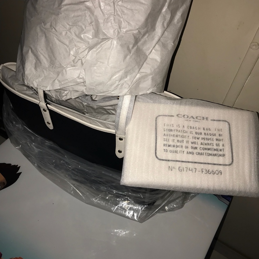 Reversible Coach bag - Picture 2 of 2