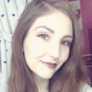 Meet your Posher, Becky