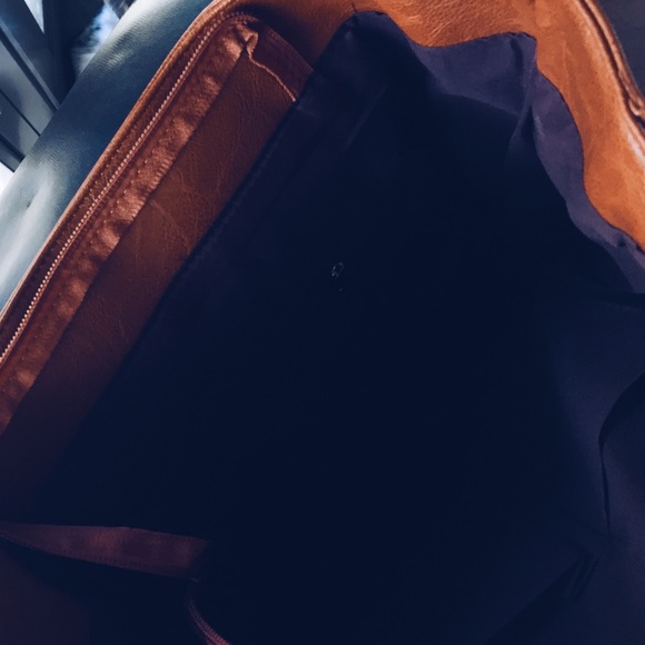 Vegan Leather Messenger Backpack - Picture 6 of 7