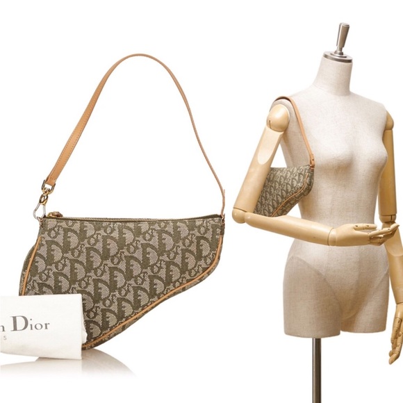 Christian Dior Handbags - 💯% Authentic Dior Saddle Bag