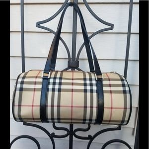 1 HR SALE 🎉🎉Burberry London