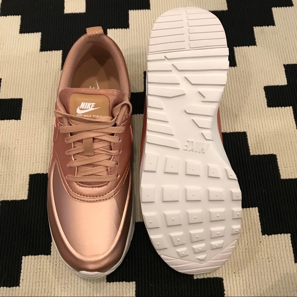 Women’s Nike Air Max Thea Rose Gold - Picture 5 of 6