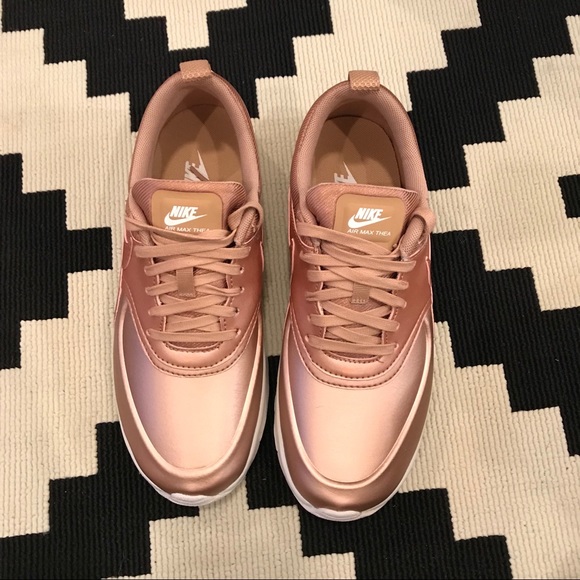 Women’s Nike Air Max Thea Rose Gold - Picture 3 of 6