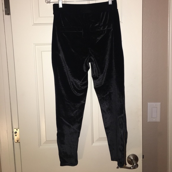 Velvet moto legging from BEBE - Picture 4 of 5