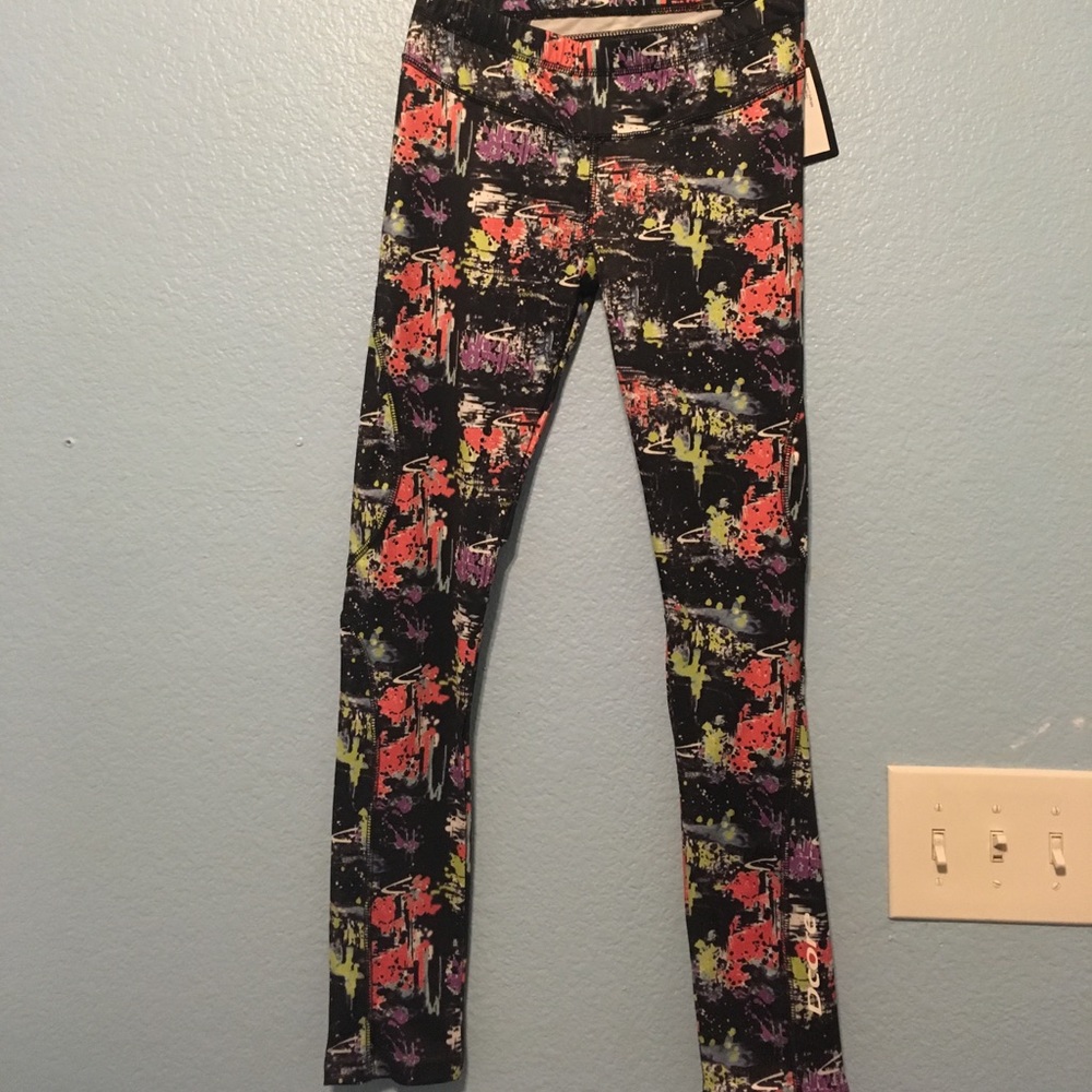 NWT D-Core Graffiti Tights