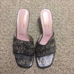 Sexy Donald J Pliner Mules