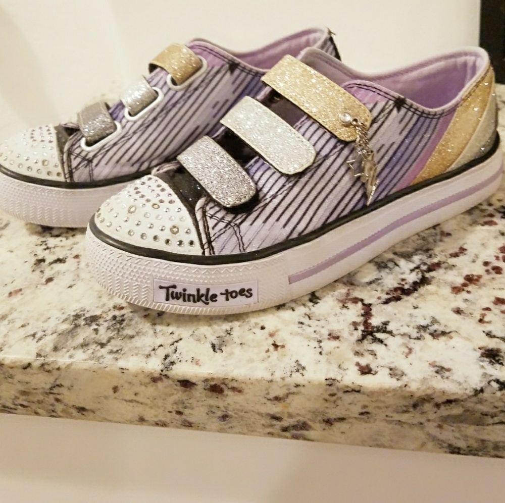 Twinkle Toes in great condition!