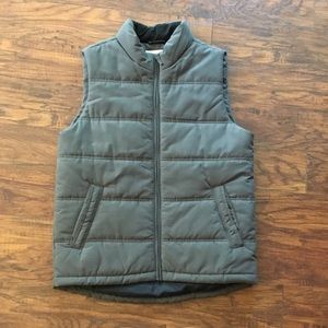 Vintage Style Earthy Gray Puff Vest