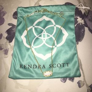 Kendra Scott Elisa in White Pearl