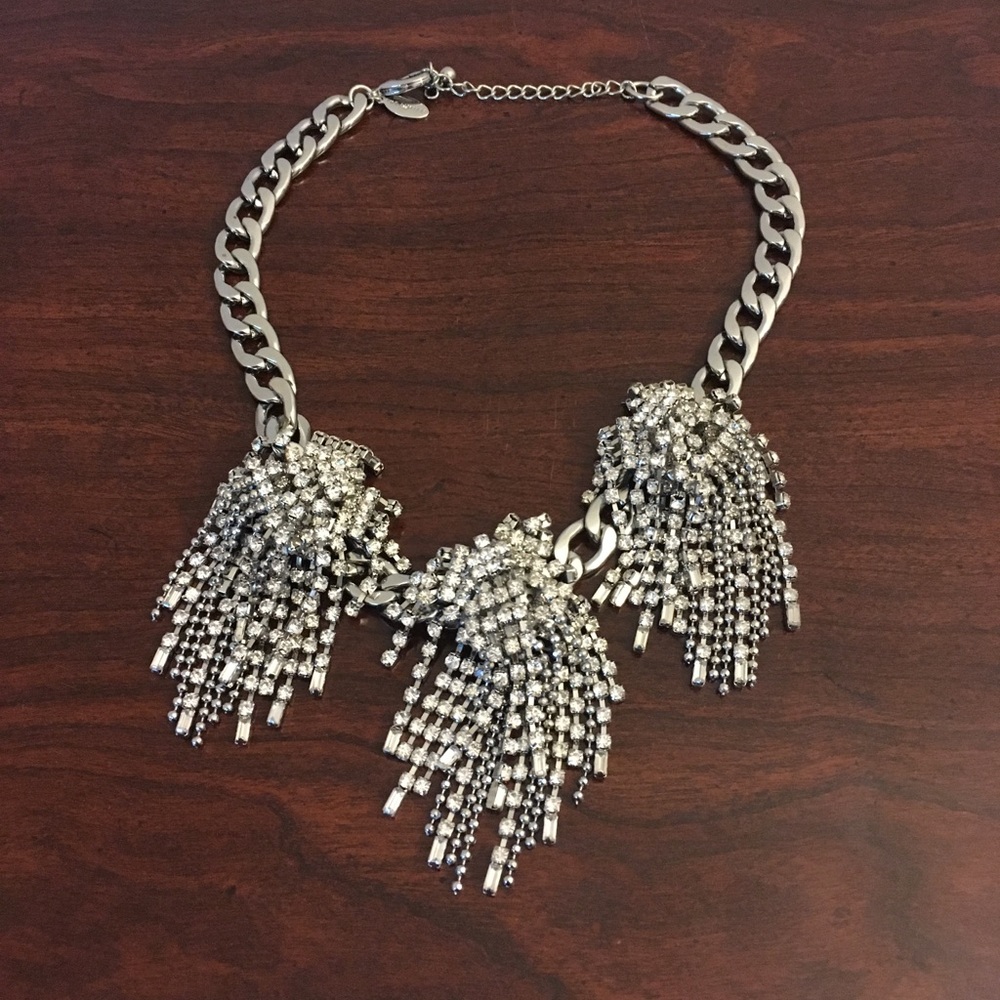 Gorgeous waterfall diamond look necklace