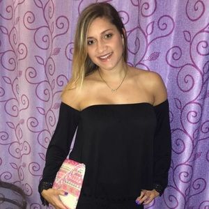 Meet your Posher, Ashley