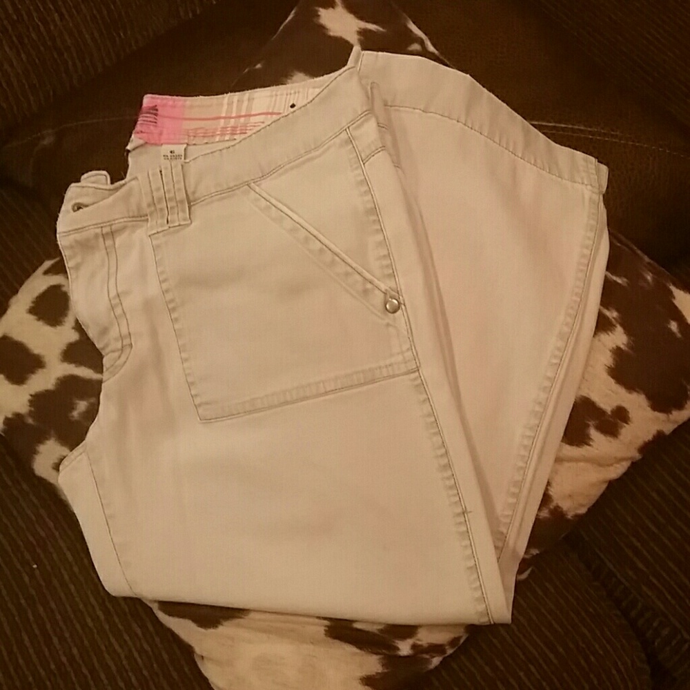 Women's Capris Pants