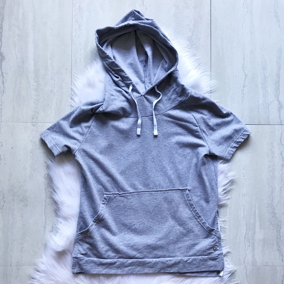 Fabletics Tops - Fabletics Gray Short Sleeved Hoodie Sweatshirt