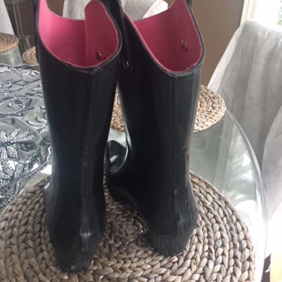 Rain Boots - Picture 3 of 4