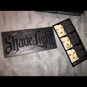 Kat Kon D shade and light palette