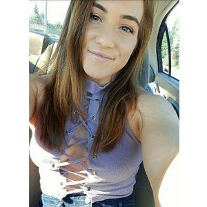 Meet your Posher, Alexia