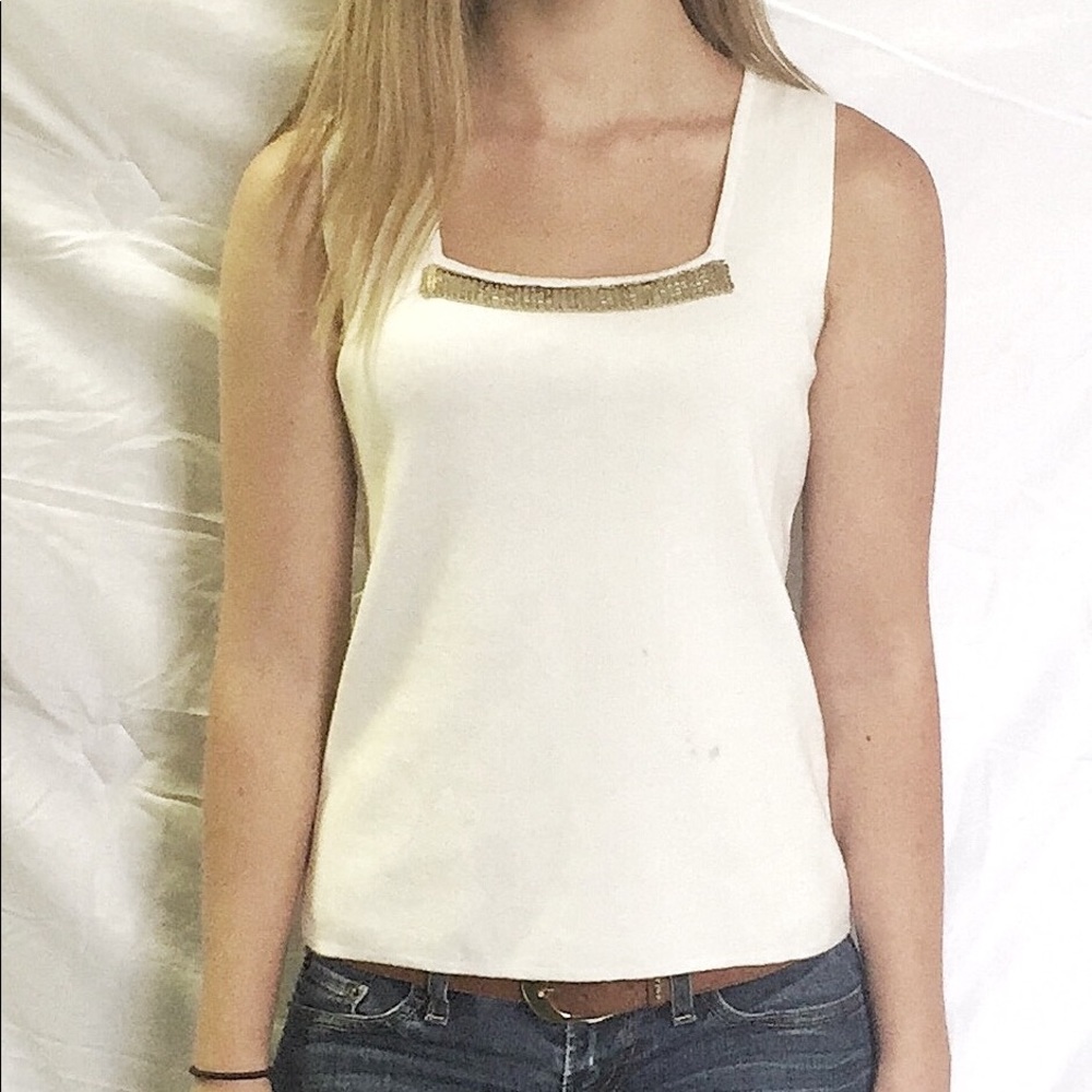 Comfortable Chic Holiday Top