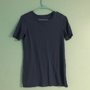 LULULEMON tee