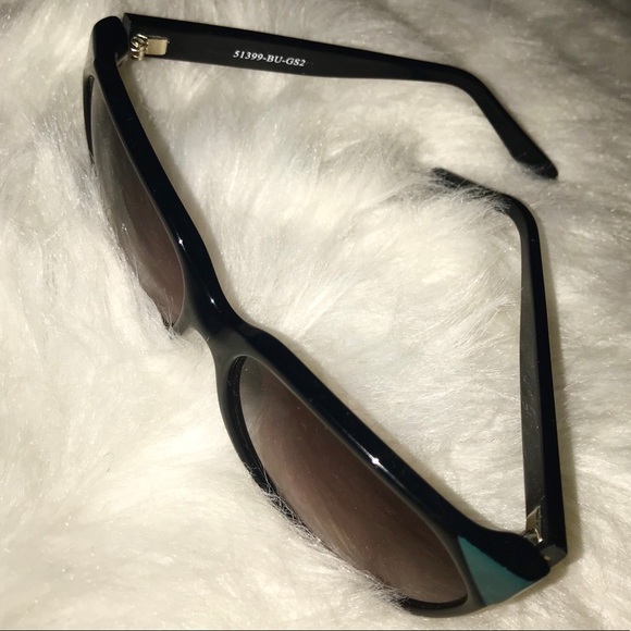 🚫SOLD🚫 Cat-eye Sunglasses 😻 - Picture 2 of 2